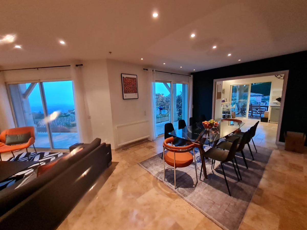 Adorable Maison Independante 30M2 Avec Piscine En Saison Cabris Bilik gambar
