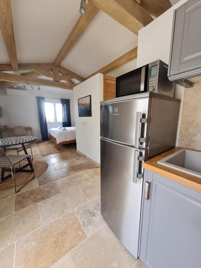 Adorable Maison Independante 30M2 Avec Piscine En Saison Cabris Luaran gambar