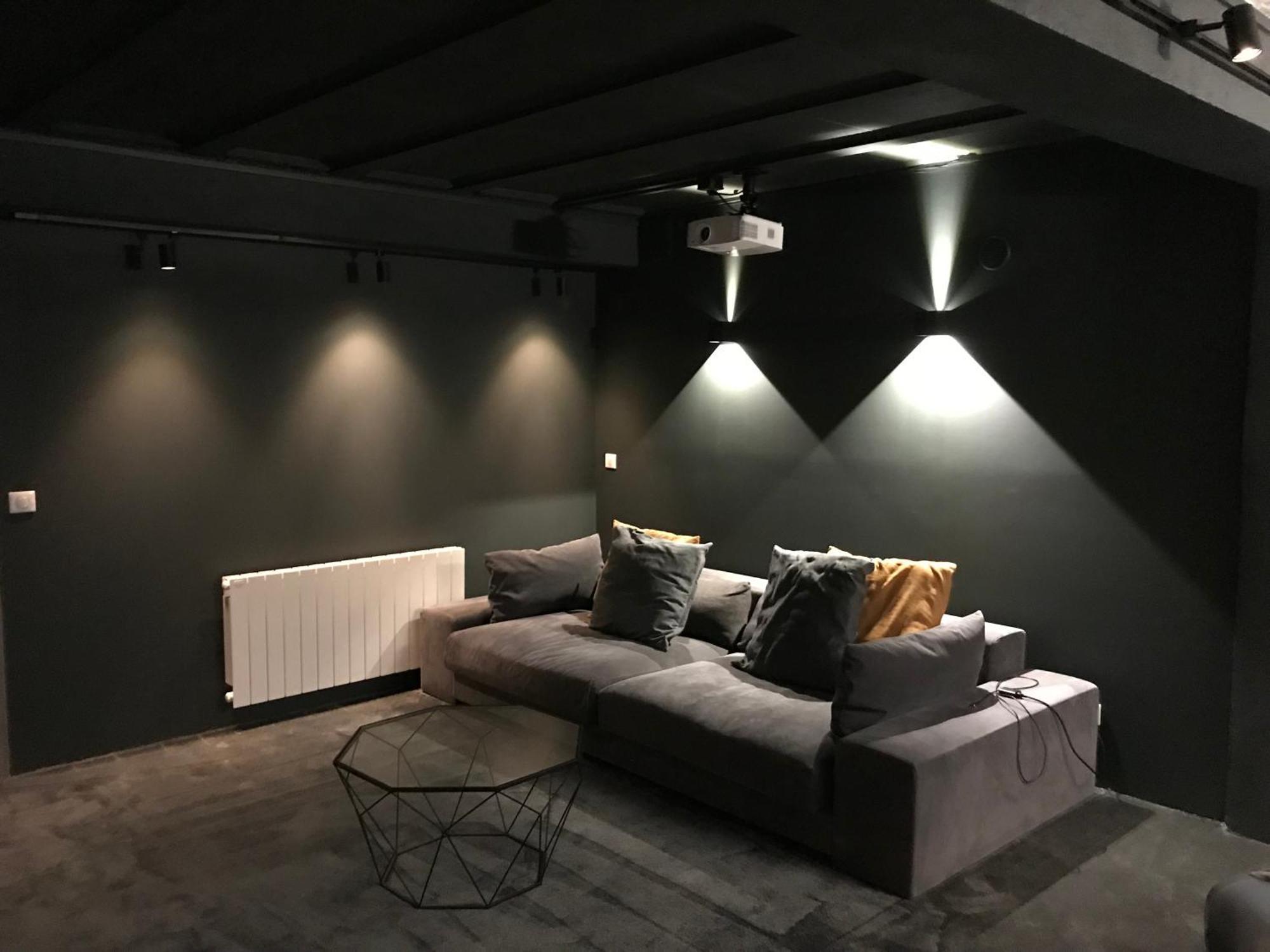 Adorable Maison Independante 30M2 Avec Piscine En Saison Cabris Bilik gambar
