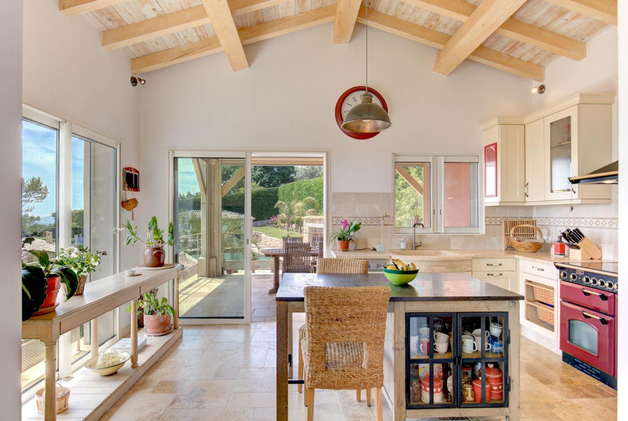 Adorable Maison Independante 30M2 Avec Piscine En Saison Cabris Bilik gambar